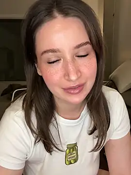 nerdynina online show from 02.07.26