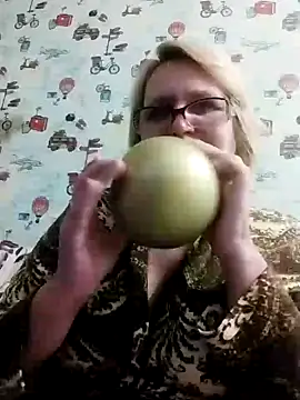 Forest-Lady online show from 12.18.24