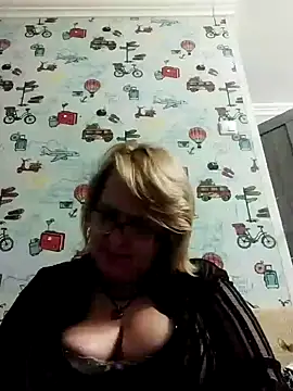 Forest-Lady online show from 02.20.25