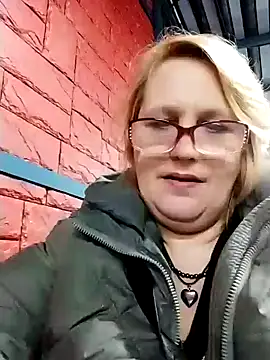 Forest-Lady online show from 02.22.25