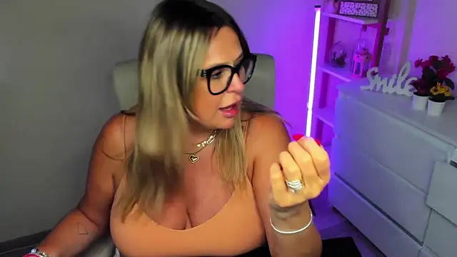 teaseDiana online show from 03.13.25