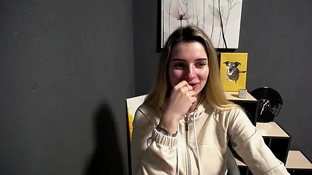 lady olivia  online show from 03.14.26