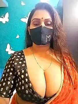 Snapshot of Riya_Sexy_Baby chatting on 10.28.25 Riya Sexy Baby online show from 10.28.25