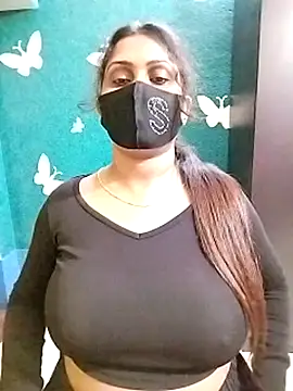 Snapshot of Riya_Sexy_Baby chatting on 11.15.25 Riya Sexy Baby online show from 11.15.25