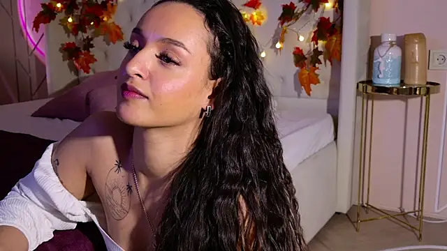 Lolly Neal online show from 01.27.25