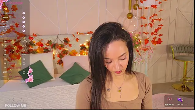 Lolly Neal online show from 11.30.25