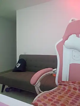 azumiichan online show from 04.10.26