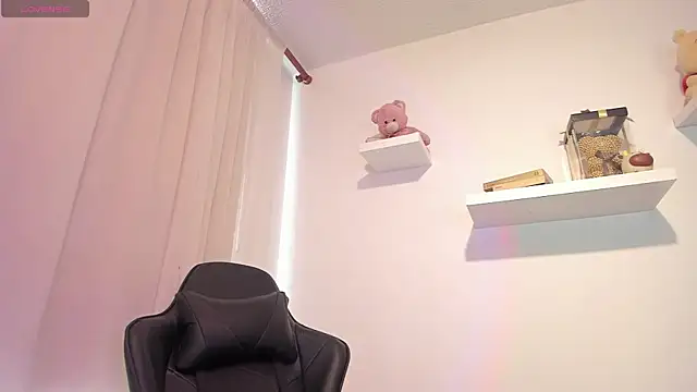 I am tori online show from 01.29.25