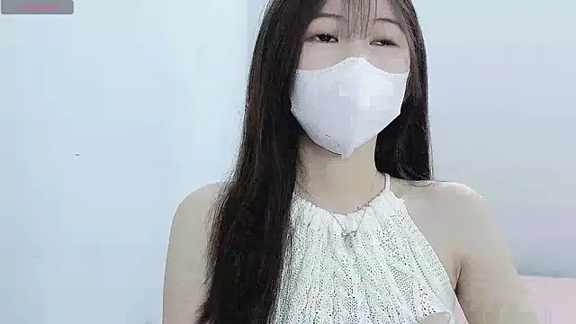 Snapshot of tanhxiu chatting on 12.15.24 tanhxiu online show from 12.15.24