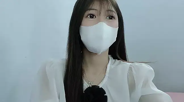 Snapshot of tanhxiu chatting on 01.06.25 tanhxiu online show from 01.06.25