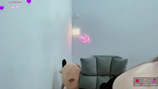 Snapshot of tanhxiu chatting on 01.17.25 tanhxiu online show from 01.17.25