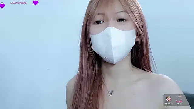 Snapshot of tanhxiu chatting on 02.13.25 tanhxiu online show from 02.13.25