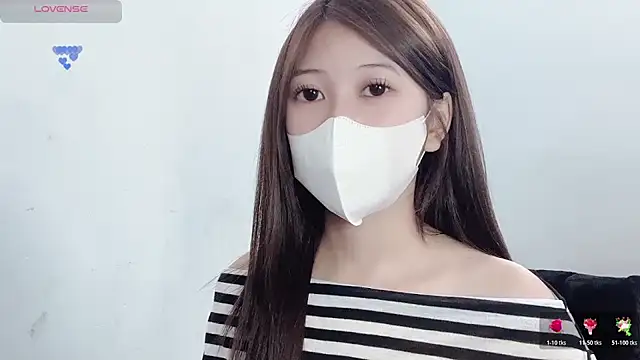 tanhxiu online show from 04.23.26