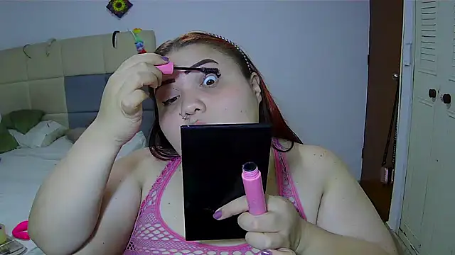 Snapshot of Jones_alexia chatting on 04.07.26 Jones alexia online show from 04.07.26