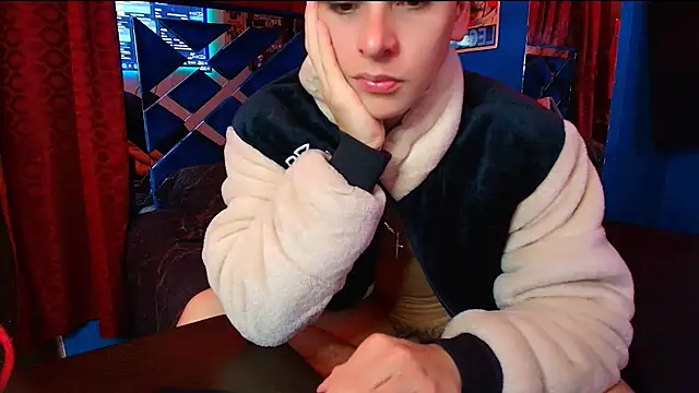 Luke Howland online show from 11.06.25