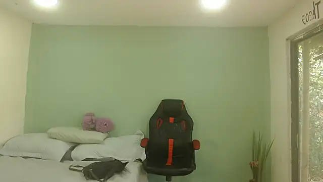 Snapshot of danielitopapuu chatting on 01.14.26 danielitopapuu online show from 01.14.26