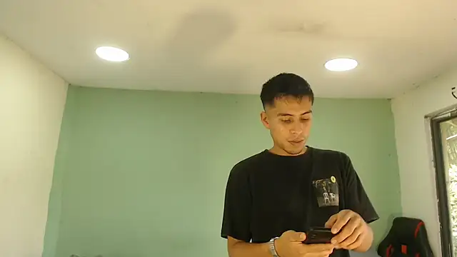 Snapshot of danielitopapuu chatting on 02.17.26 danielitopapuu online show from 02.17.26