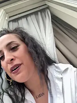 CarolaDrago online show from 02.21.25