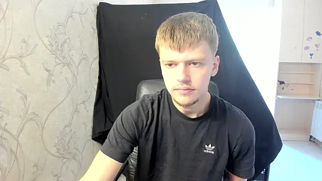 Snapshot of Tomas_Shelbi chatting on 09.19.25 Tomas Shelbi online show from 09.19.25