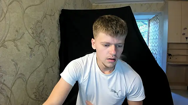 Snapshot of Tomas_Shelbi chatting on 09.27.25 Tomas Shelbi online show from 09.27.25