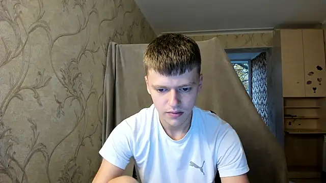 Snapshot of Tomas_Shelbi chatting on 10.12.25 Tomas Shelbi online show from 10.12.25