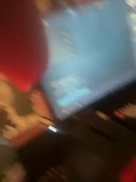 Snapshot of palorid chatting on 10.28.25 palorid online show from 10.28.25