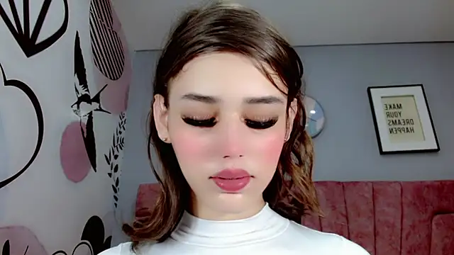 Snapshot of ValeriaAguilar chatting on 01.24.25 ValeriaAguilar online show from 01.24.25