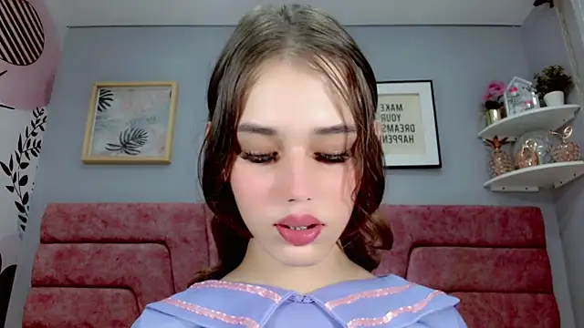 Snapshot of ValeriaAguilar chatting on 03.16.25 ValeriaAguilar online show from 03.16.25