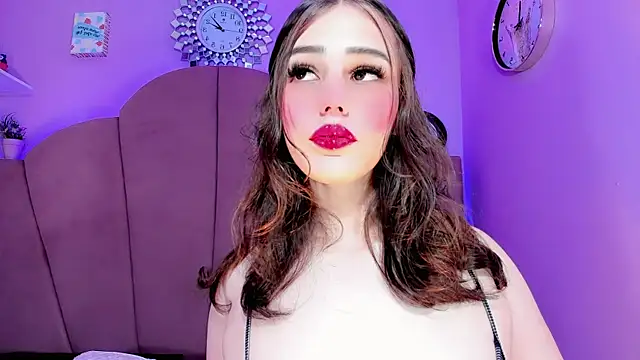 Snapshot of ValeriaAguilar chatting on 10.10.25 ValeriaAguilar online show from 10.10.25