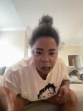 JCCaramelbarbie1 online show from 11.06.25