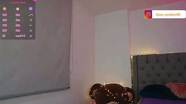 Tiana sanders online show from 09.11.25