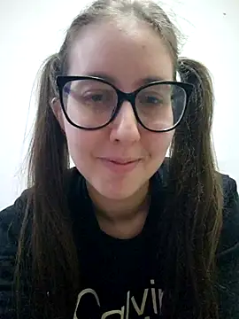 Snapshot of Sarah459 chatting on 11.13.25 Sarah459 online show from 11.13.25