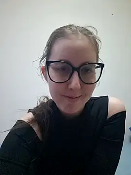 Snapshot of Sarah459 chatting on 11.15.25 Sarah459 online show from 11.15.25