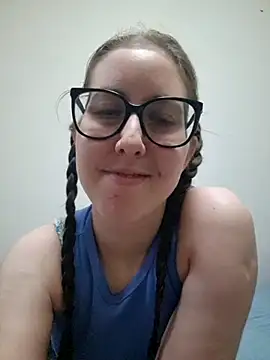 Snapshot of Sarah459 chatting on 11.19.25 Sarah459 online show from 11.19.25