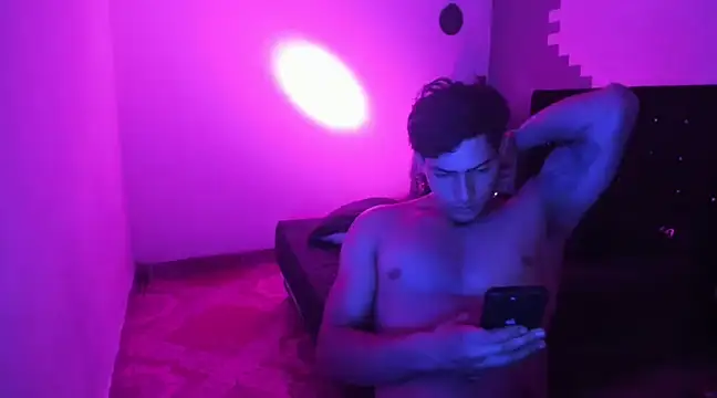 Snapshot of Dantex23 chatting on 03.12.25 Dantex23 online show from 03.12.25