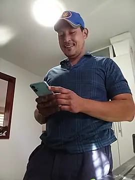 Snapshot of Zordomud0 chatting on 02.14.26 Zordomud0 online show from 02.14.26