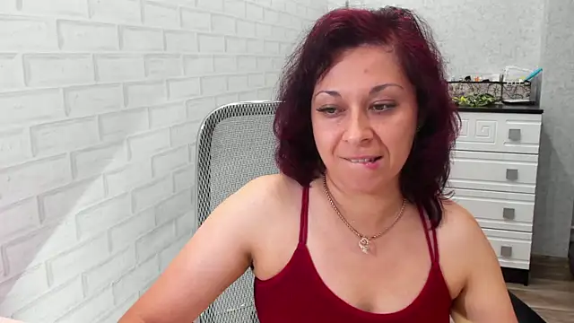 TeasyLana online show from 10.14.25