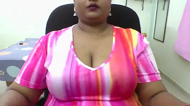 Snapshot of tamil_ureniya chatting on 01.31.25 tamil ureniya online show from 01.31.25