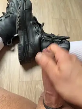 Snapshot of dickshome chatting on 11.07.25 dickshome online show from 11.07.25