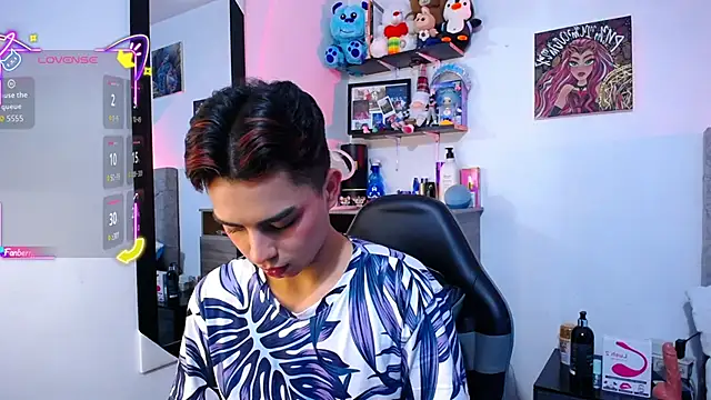 Snapshot of OwenBluee chatting on 02.03.26 OwenBluee online show from 02.03.26