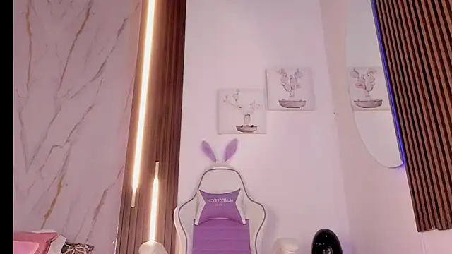 mia six66 online show from 09.12.25