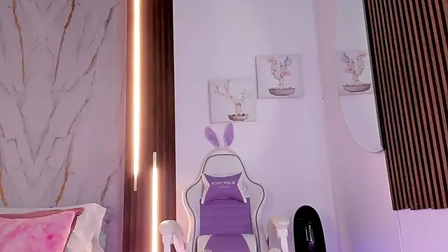 mia six66 online show from 10.08.25