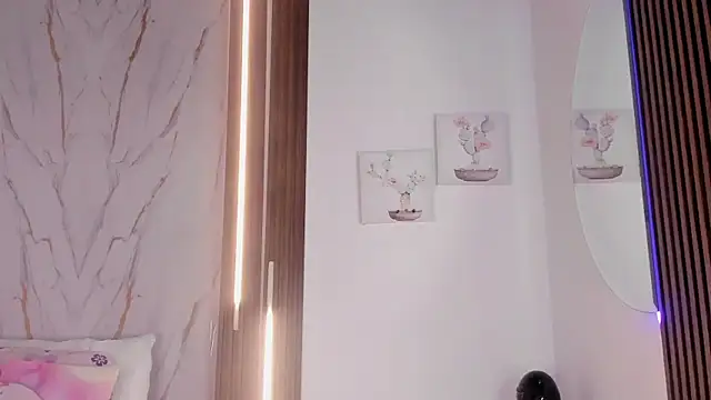 mia six66 online show from 02.13.26