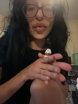 myloveforyouu online show from 11.18.25