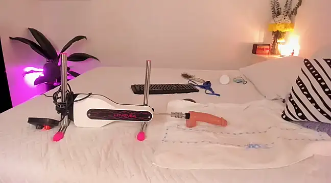 Snapshot of booahancoock chatting on 12.28.24 booahancoock online show from 12.28.24