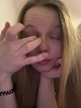 wrenlie online show from 12.13.24