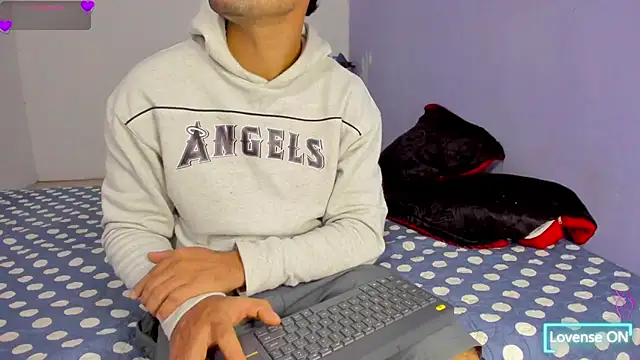 Snapshot of 6_bunny_9 chatting on 01.28.25 6 bunny 9 online show from 01.28.25