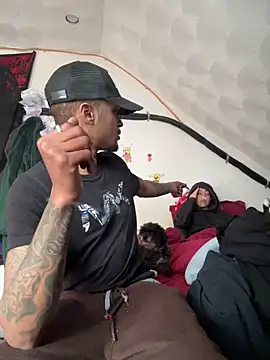 Snapshot of rayyymack chatting on 02.21.26 rayyymack online show from 02.21.26