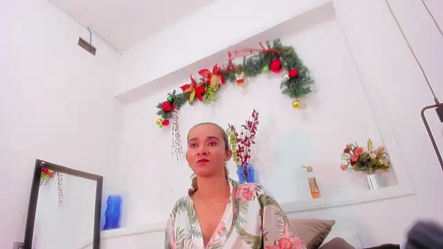 Snapshot of penelope_handaos chatting on 12.30.24 penelope handaos online show from 12.30.24