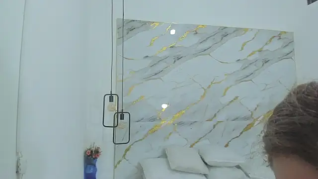 Snapshot of penelope_handaos chatting on 01.21.25 penelope handaos online show from 01.21.25